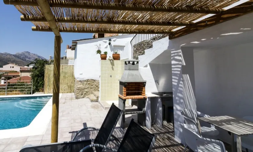 CASA-MOLINO: Emerald pool. Ideel til familier. Smuk terrasse. Synspunkter. - Image 1