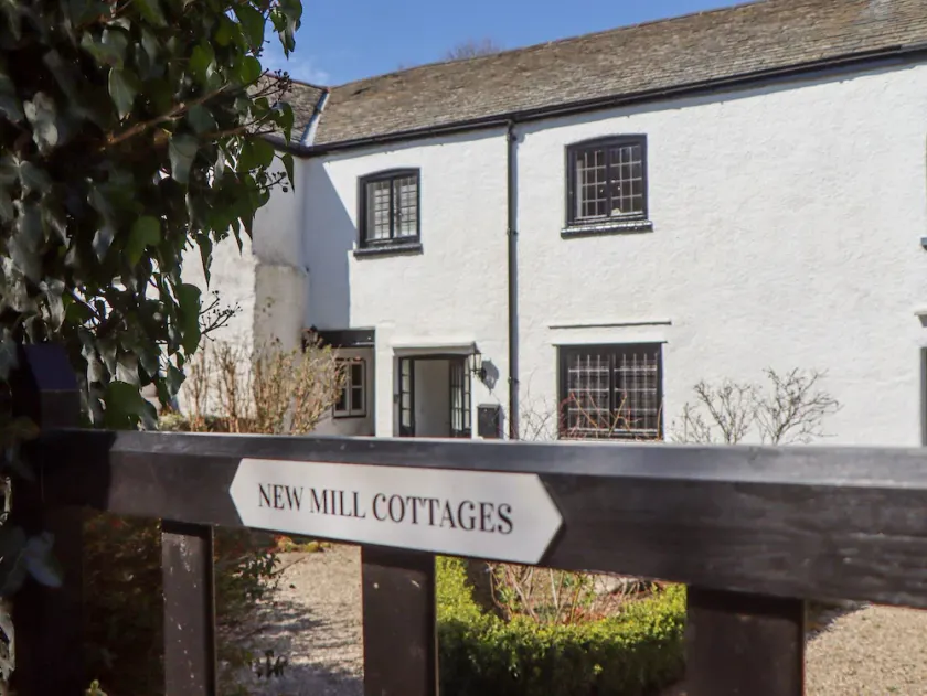 2 New Mill Cottages - Image 1