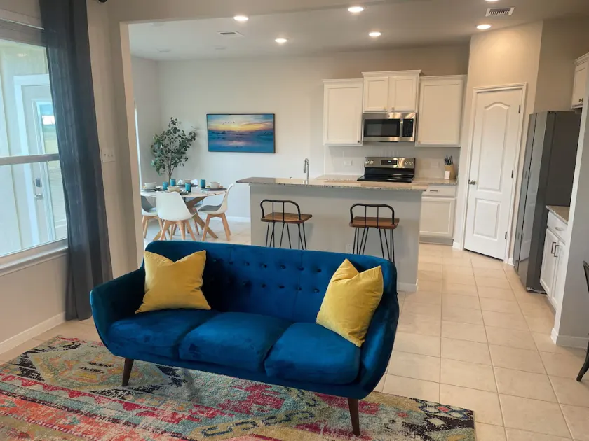 Quiet and Peaceful Home in Temple Medical District - Image 1