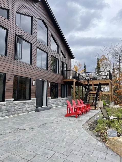 Grand Lake View Villa _Waterfront luxury 5 bedrooms - Image 1