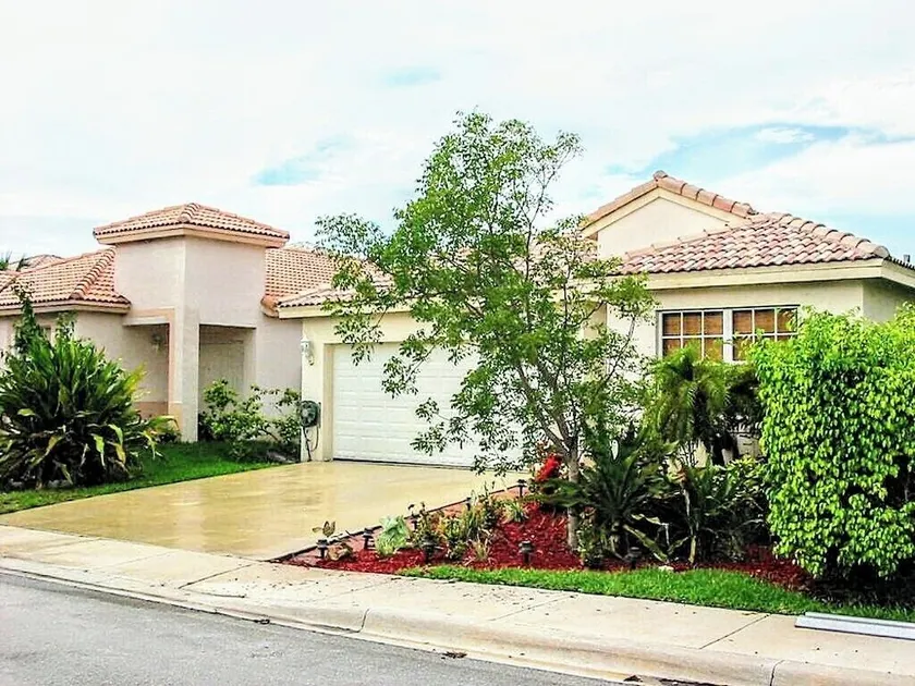 Huge Gated 5⭐Private Home Sleeps 21+ FREE RENTAL CAR +WATERSPORTS🌊 +WiFi +More! - Image 1