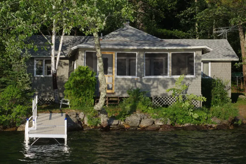 Loon Camp - precis vid St. George Lake, flera sovplatser, kanot ingår - Image 1