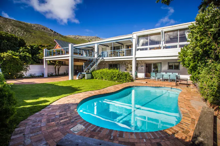 A peaceful self catering retreat for up to 8 guests in Scarborough, Cape Town - Image 1