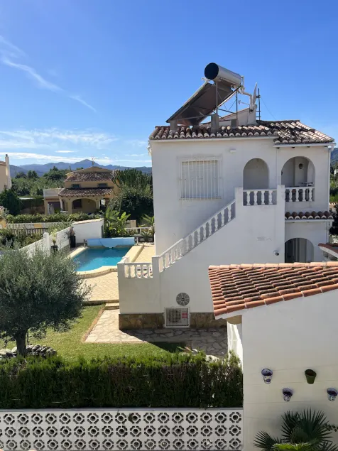 Maison de vacances à Oliva sur la Costa Blanca à 10min à pieds de la mer. - Image 1