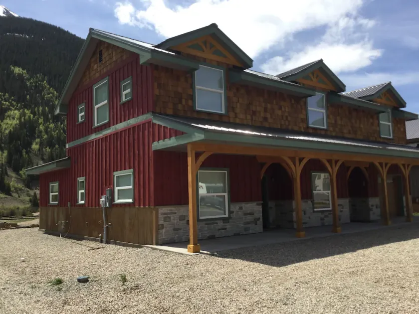 Best view of Kendall Mountain! Easy & ample truck and trailer parking! - Image 1