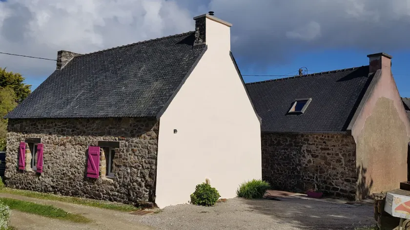 Charming renovated 3-room detached \"Penty\" with terrace, small garden and parking space - Image 1