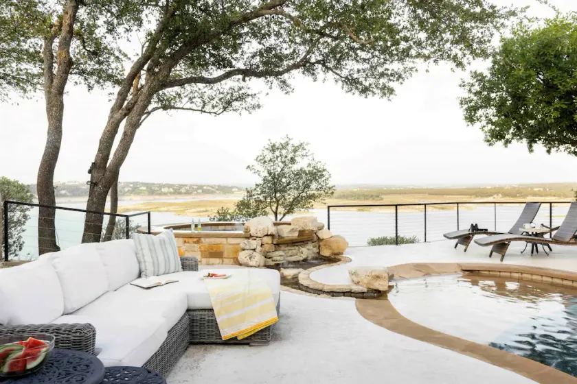 AustinTeton's Sunset Cliff Resort on Lake Travis - PRIVATE WEDDING, EVENT, HEATED POOL, BOAT DOCK - Image 1