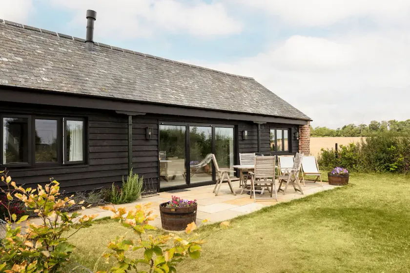 Rural, luxury cottage in England's finest stone town, Stamford.  - Image 1