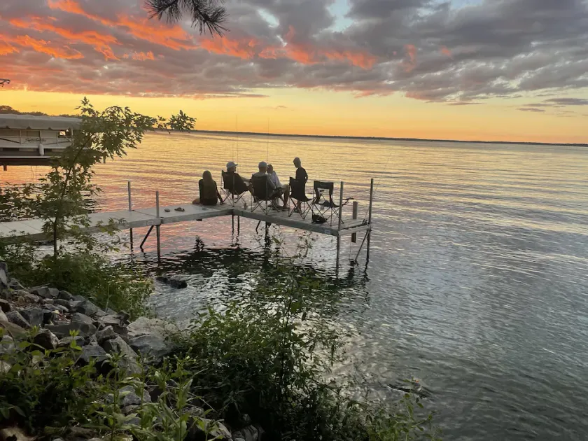Escape to your own cabin with a private dock on the Petenwell Flowage. - Image 1
