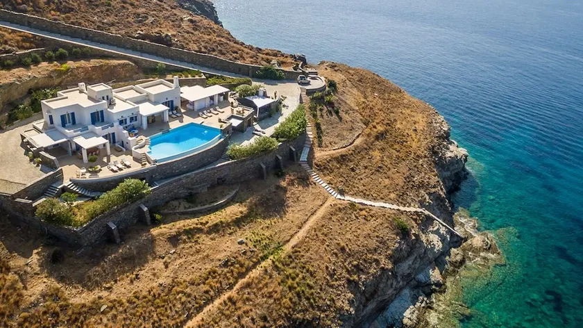 Chef included by Fantasia Villas: Villa BluEros - Image 1