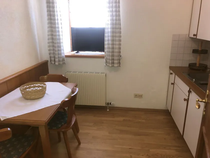 Cosy apartment for 2 guests with WIFI, TV and panoramic view - Image 1