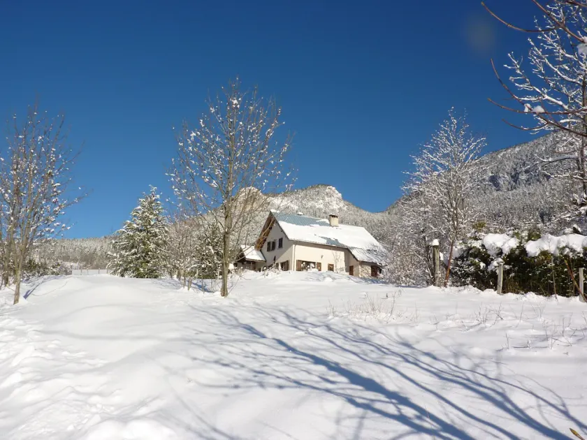 Gîte du Bruyant Hameau des Girauds - Image 1