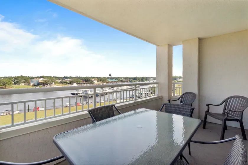 Yacht Club Villas 2-102B - Image 1