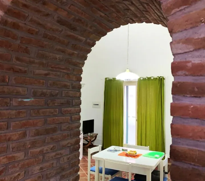 House - Image 1