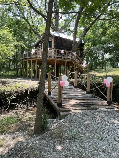 Fun & Magical Treehouse - Image 1