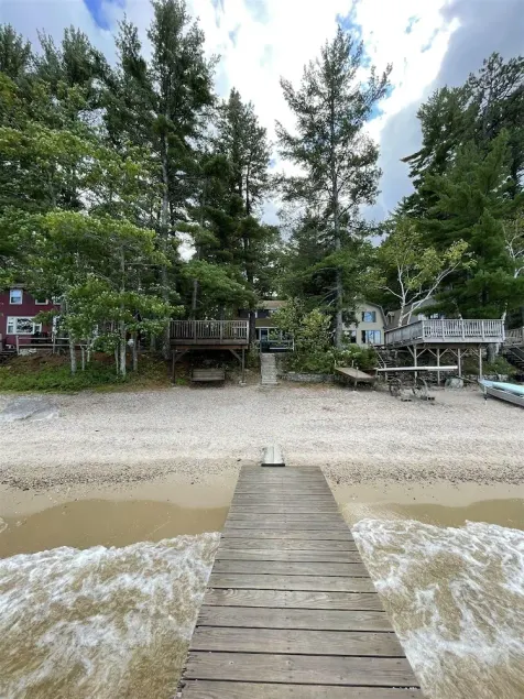 Fletcher Limit 8 4 Bedroom Cottage - Image 1