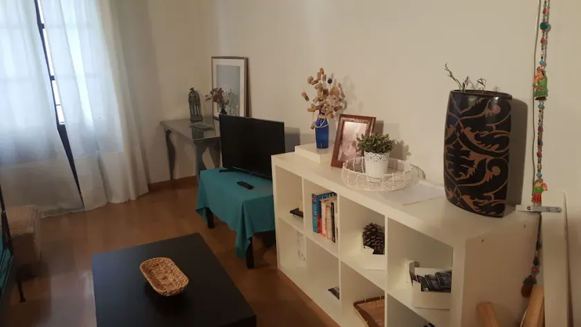 Duplex precioso en inmejorable ubicación, largas estancias, IE. - Image 1