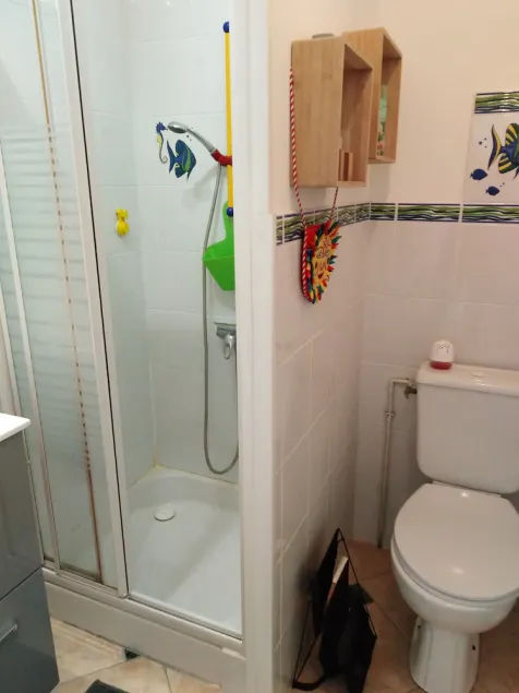 Petite maison de 30m2 pour 2 personnes dans propriété privée avec piscine - Image 1