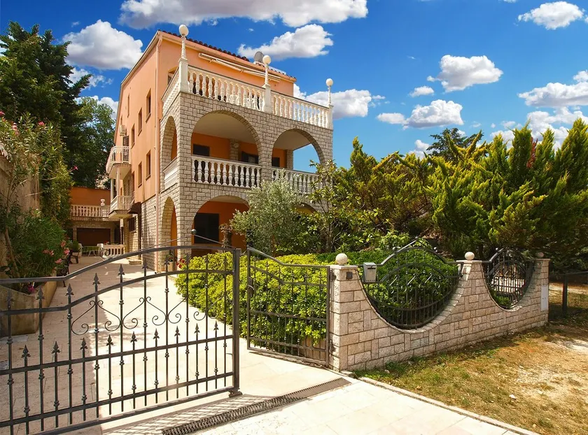 Apartment 2039/31771 (Istria - Banjole), 300m from the beach - Image 1