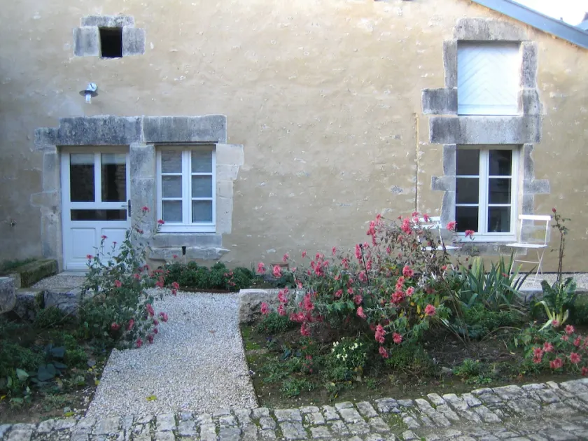 Self-catering and hotel-like services in an ancient village house - Image 1