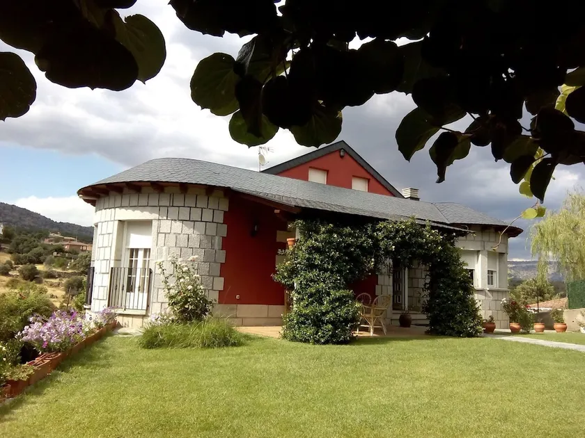 Casa rurale \"Entrepinos\". Ideale per famiglia e gruppi. Spazio privato con vista - Image 1