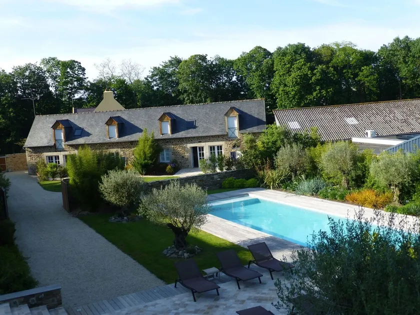 Storslået gård med swimmingpool - Image 1