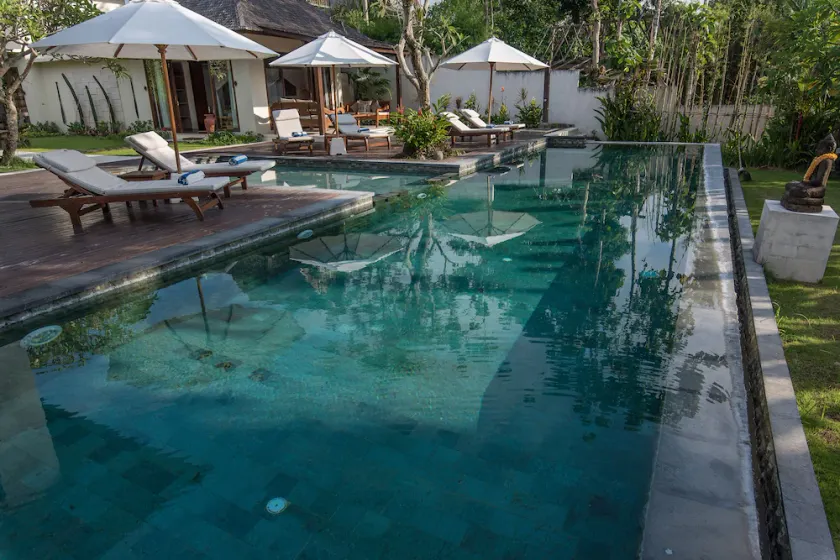 Luxury tropical 5-bedroom villa, five minutes to the beach - Canggu - Image 1