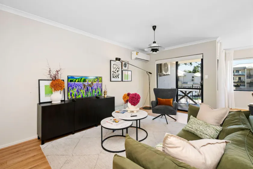 1 BRD Near Everything in Beckenham - Image 1
