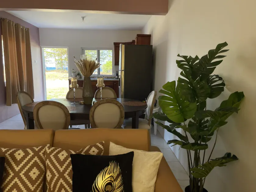 Townhouse with oceanview and private beach - Image 1