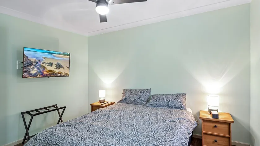 3BR coastal retreat with WiFi, air-con, gaming systems, BBQ patio - Image 1
