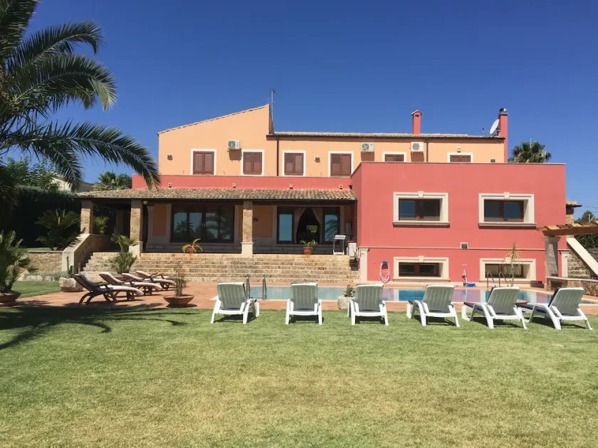Villa Maremonti luxury villa with swimming pool - Image 1
