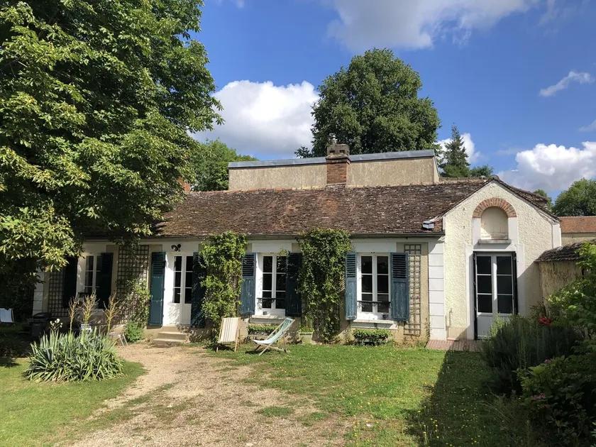 Country house - Image 1