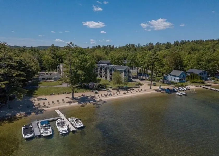 Haus mit Seeblick, Gemeinschaftspools, Tennis, Sauna und Privatstrand! - Image 1