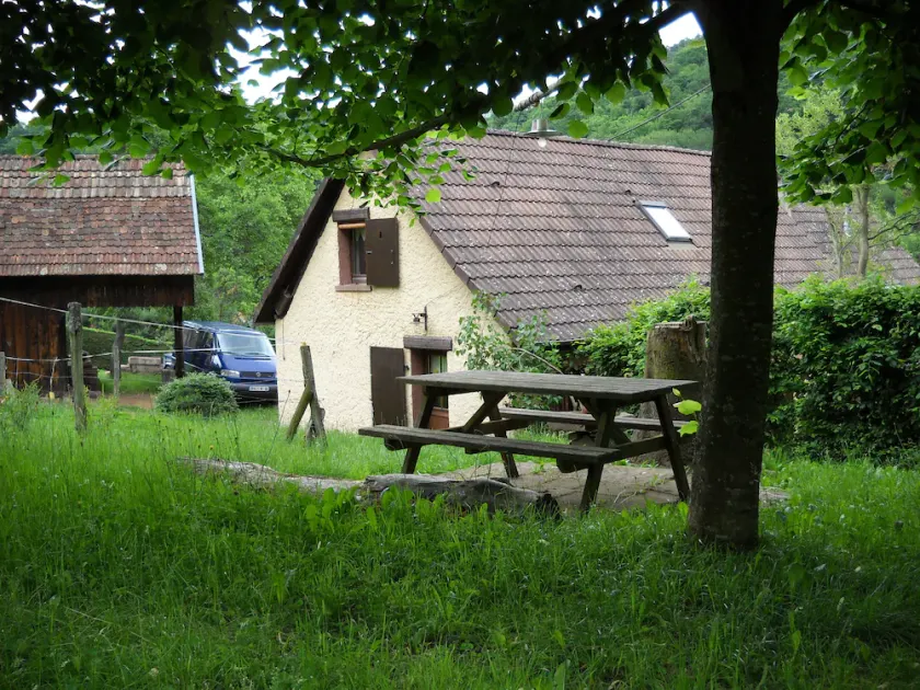 Antico casale ristrutturato in contatto con la natura, sul bordo di villag - Image 1