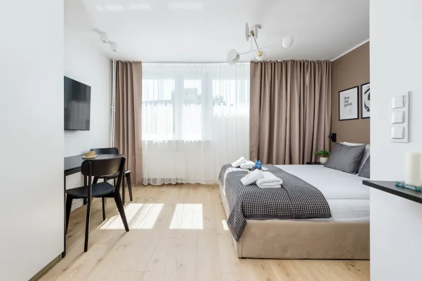 Kairos Apartments -Coffee Mood, ścisłe centrum, parking - Image 1