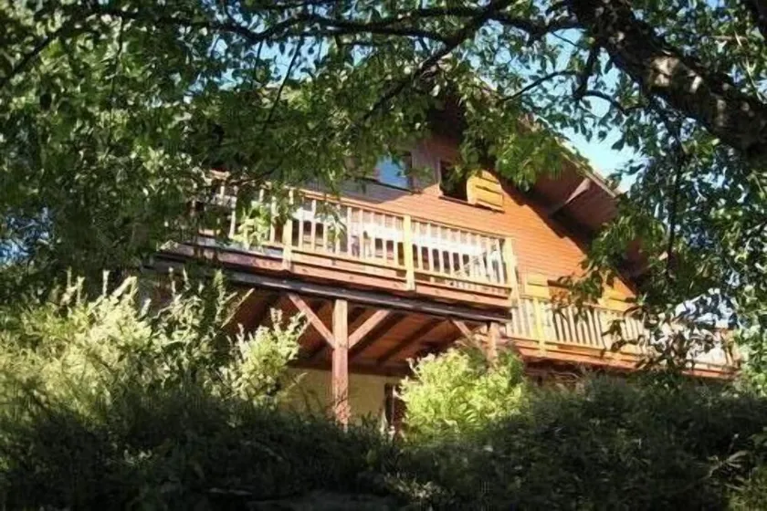 Chalet med terrasse, smuk bjergudsigt i VALLOUISE PUY SAINT VINCENT HAUTES-ALPE - Image 1