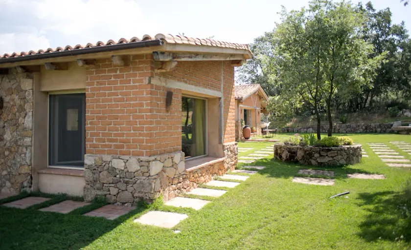 Casa ecológica en La Vera - Image 1