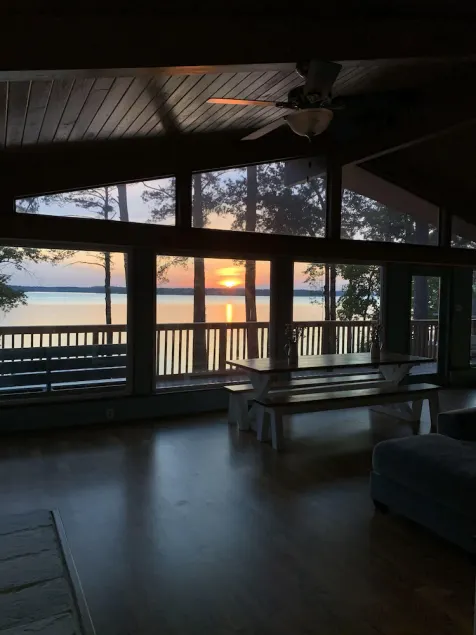 Sunset Cove - Lake O' The Pines / Crystal Cove - Image 1