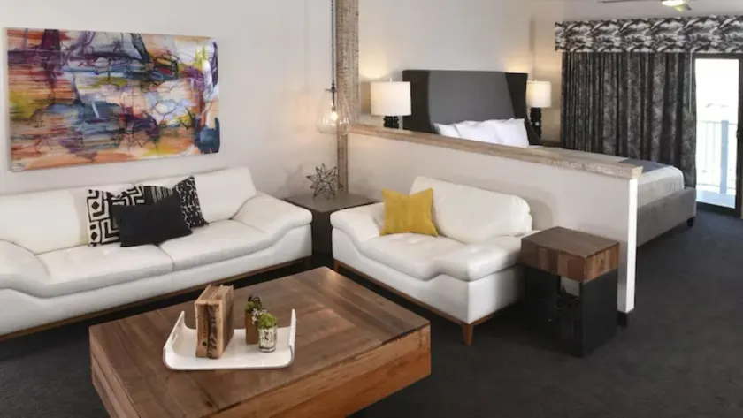 Comfy & Spacious Broken Arrow Retreat w/ Hot Breakfast! On-site Pool - Image 1