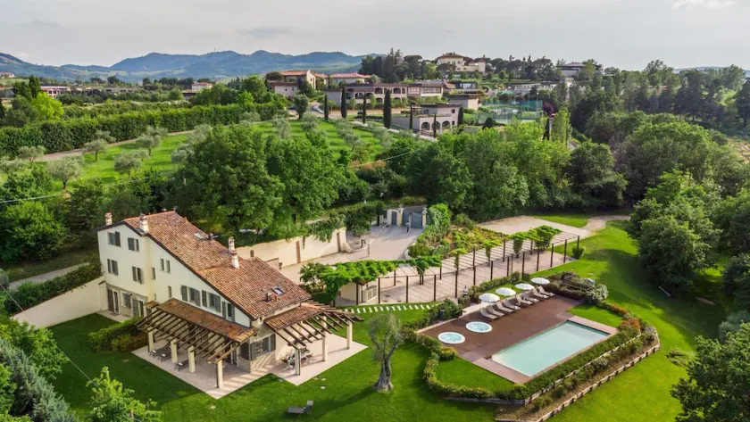 VILLA PERGOLA 8, Emma Villas - Image 1