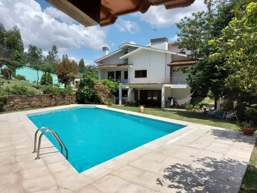 Amazing Villa with Pool, Tennis Court, 15 minutes from Porto, in Nature - Image 1