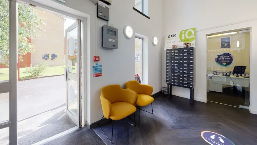 iQ Daisy Bank Manchester - Image 1