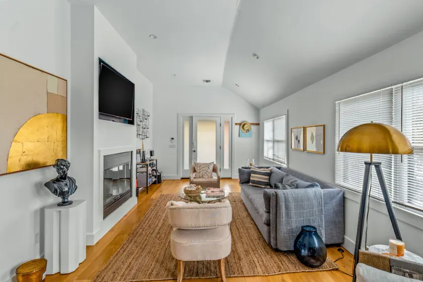 Updated and dog-friendly, close to seasonal activities with yard, & washer/dryer - Image 1