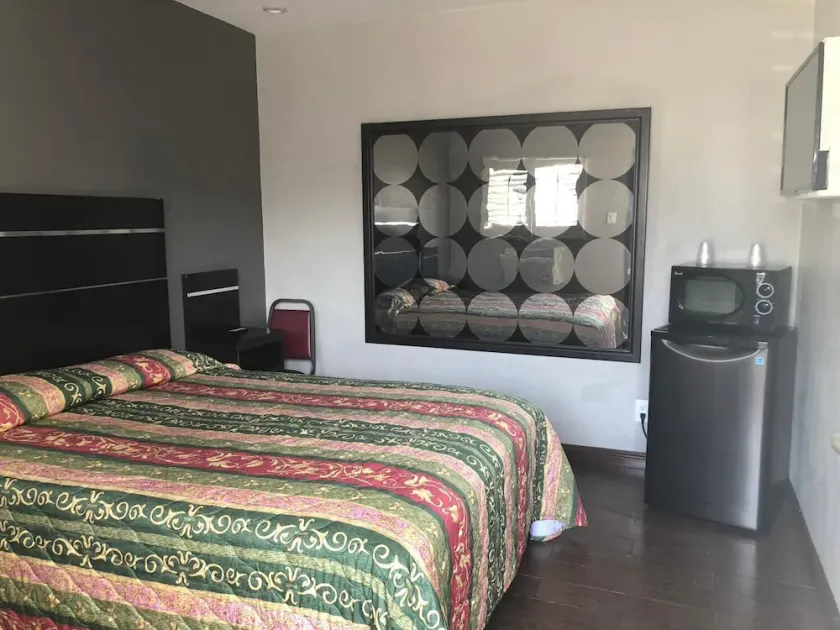 El Grande Motel - Image 1