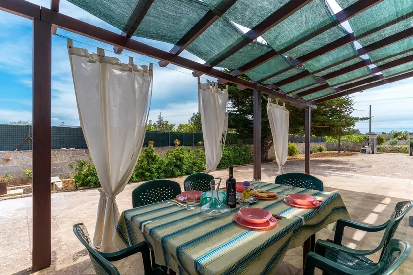 Villa 'Mary Rose' mit privater Terrasse, privatem Garten und Klimaanlage - Image 1