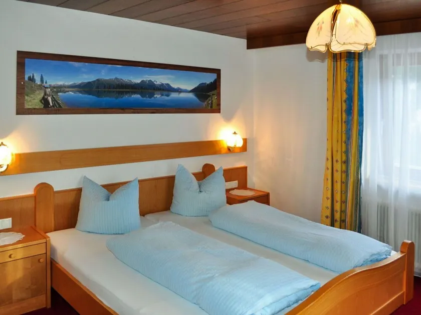 Cosy apartment for 8 guests with WIFI, TV, balcony and pets allowed - Image 1