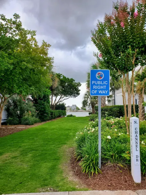 Mr Frog's Figs & Ferns Beach Cottage - Swim & Kayak Launch w/5 min Walk to Beach - Image 1