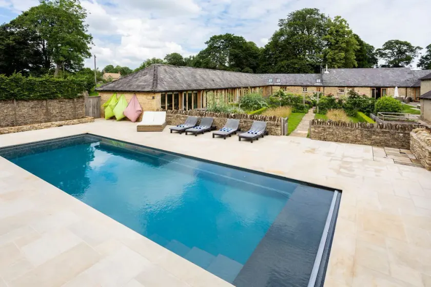 Lavender Farmhouse - Five Bedroom Villa, Sleeps 10 - Image 1