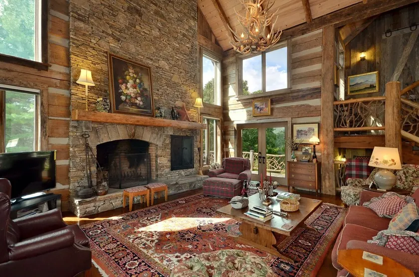 Rustic Mtn. Elegance with Views located Btwn Highlands-Cashiers-Lake Glenville! - Image 1