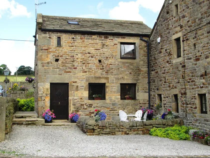 BRUNTHWAITE COTTAGE, Silsden, Nr Ilkley. Grad II.  Kæledyr tilladt - Image 1